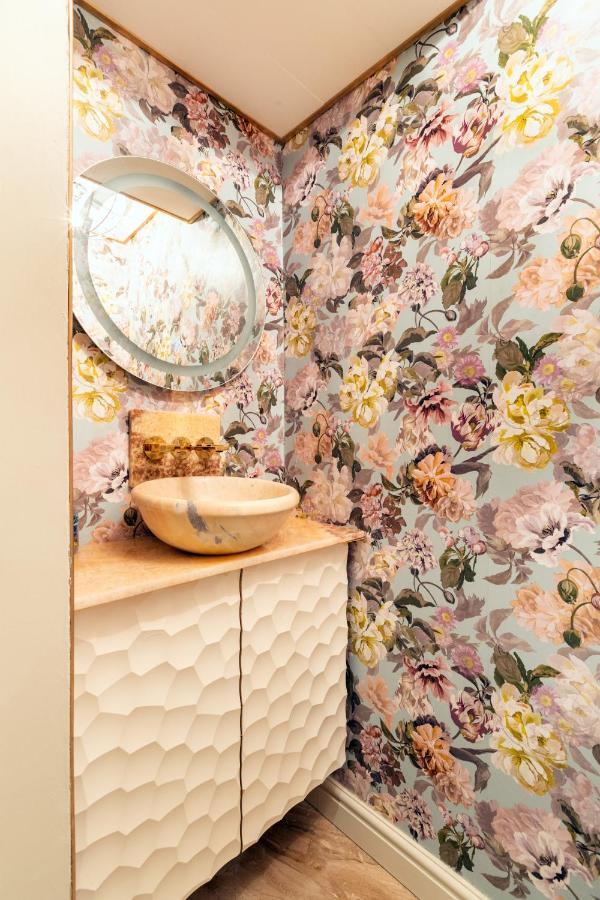 Casa Charles In Mayfair London