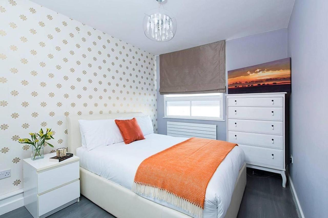 2 Bedroom Landward Court Apartamento *