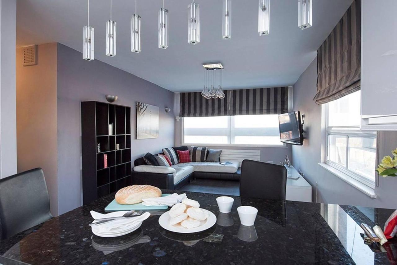 2 Bedroom Landward Court Apartamento *