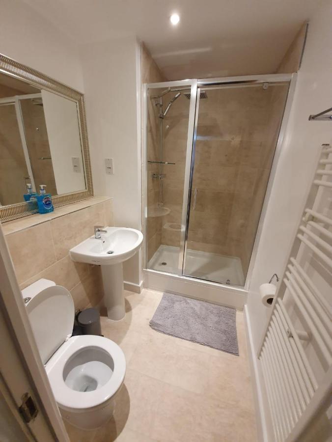 Apartment Affluent Riverside Sark Tower *