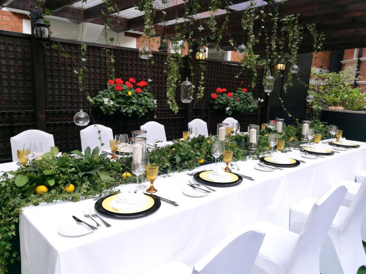 Hotel Taj 51 Buckingham Gate And Residences London