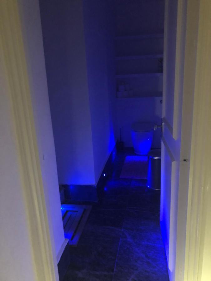 Apartment 2 Bedroom Close To Camden Town London