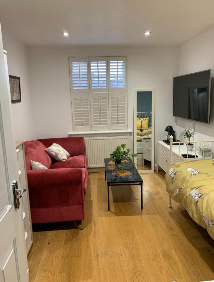 Mock Georgian, Modern Hackney Delight *