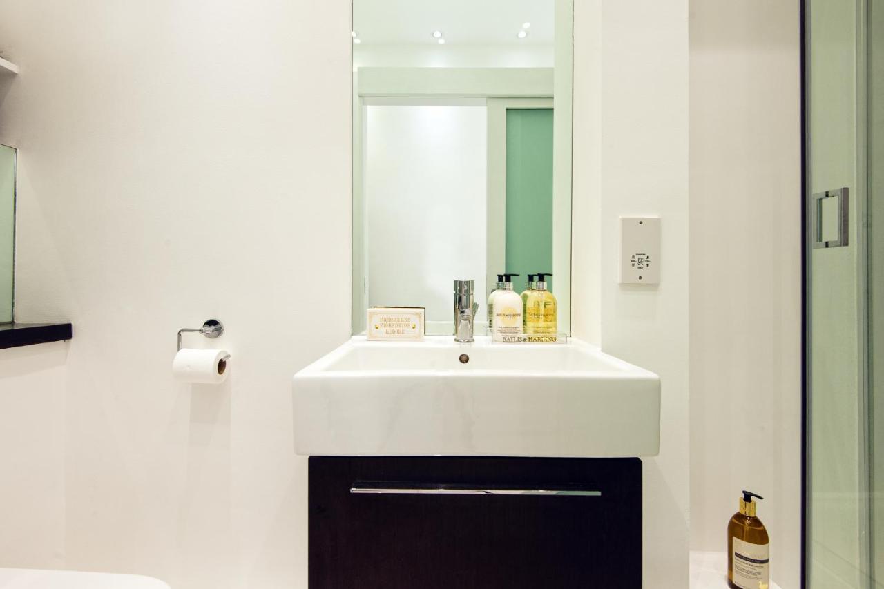 Arcore Premium Monmouth Street Apartment