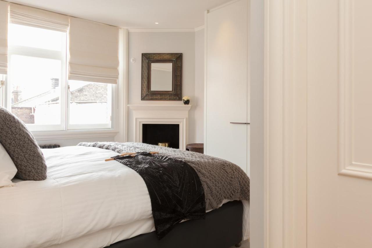 Stylish Mayfair Penthouse Next To Hyde Park London