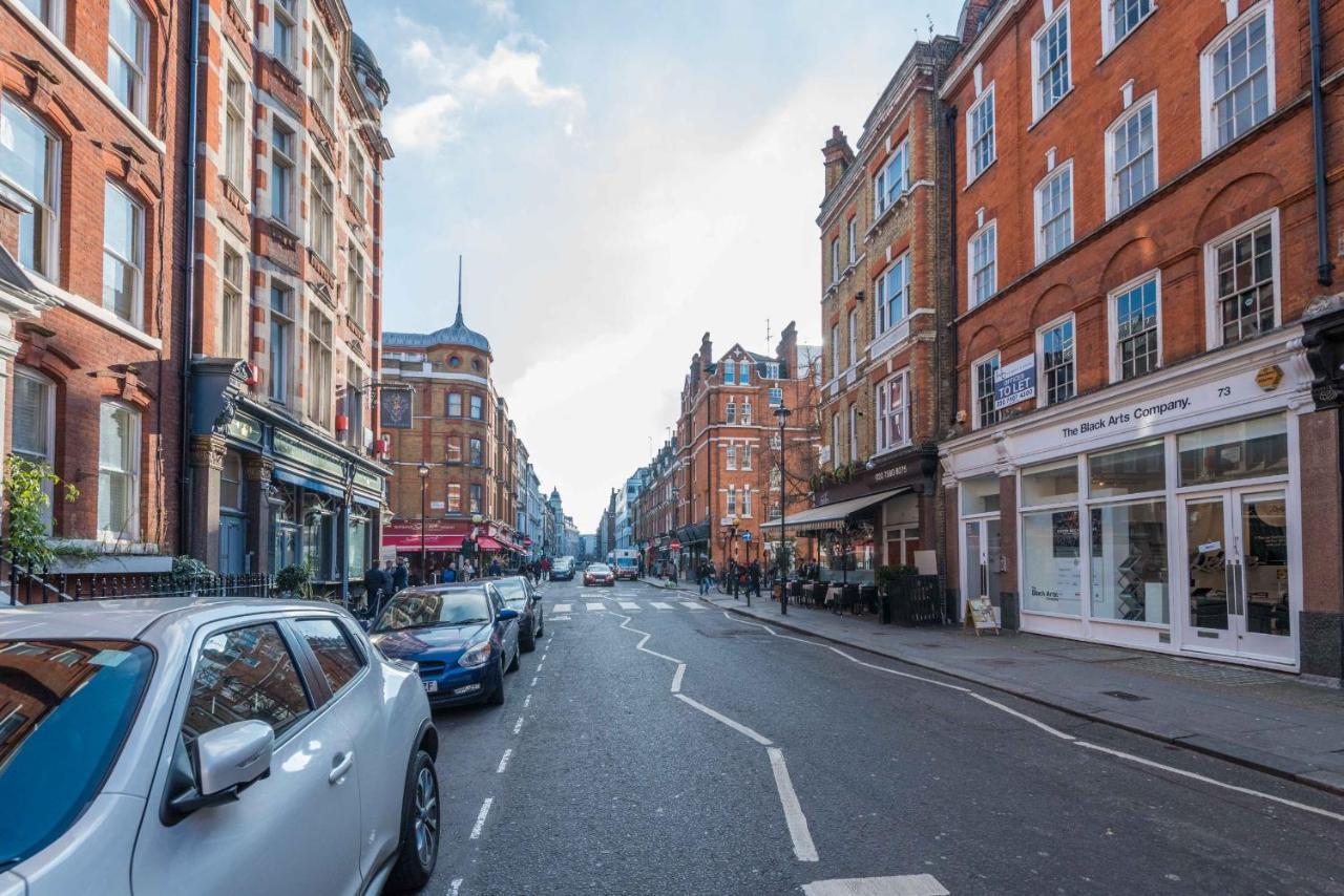 Stylish Mayfair Penthouse Next To Hyde Park London