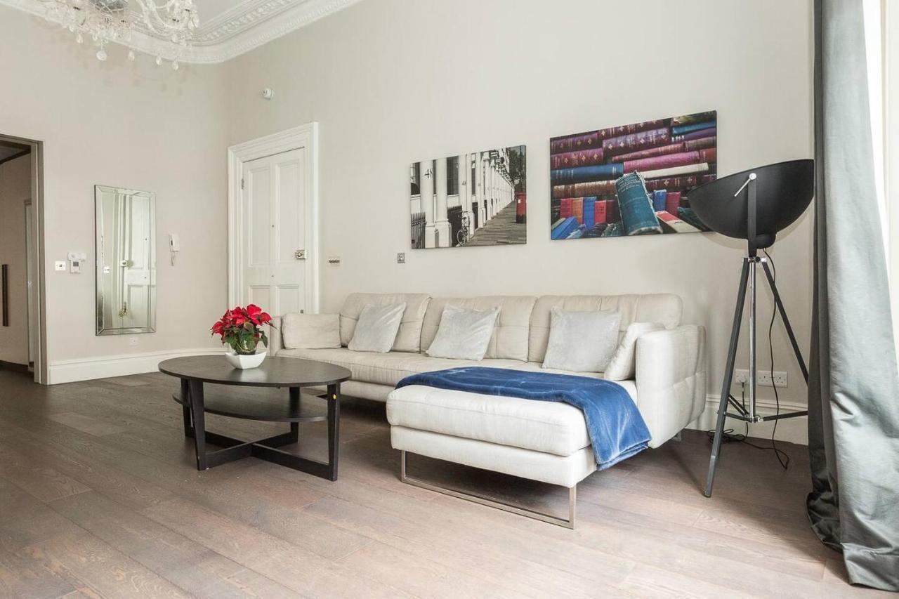 Modern 1br Period In Kensington London