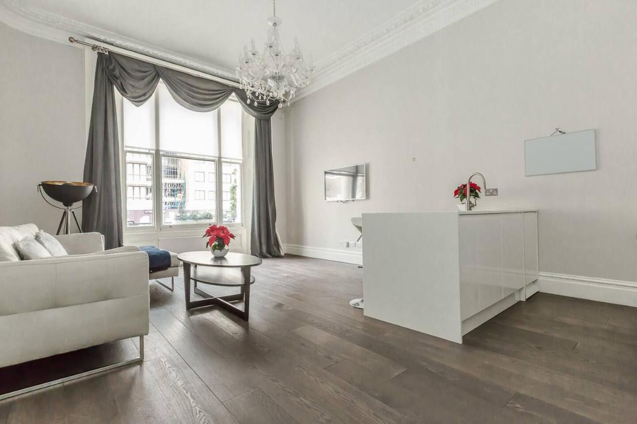 Modern 1br Period In Kensington London