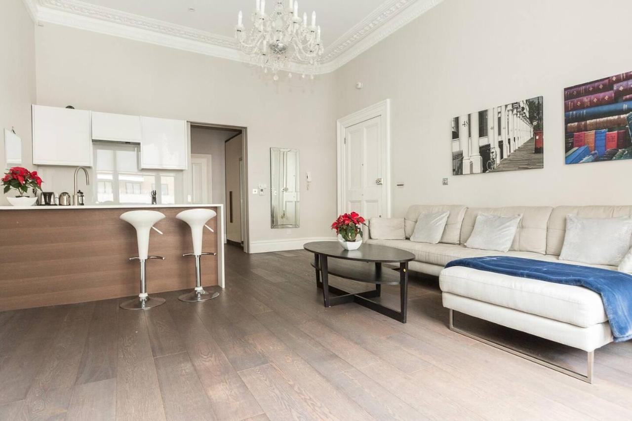 Modern 1br Period In Kensington * London