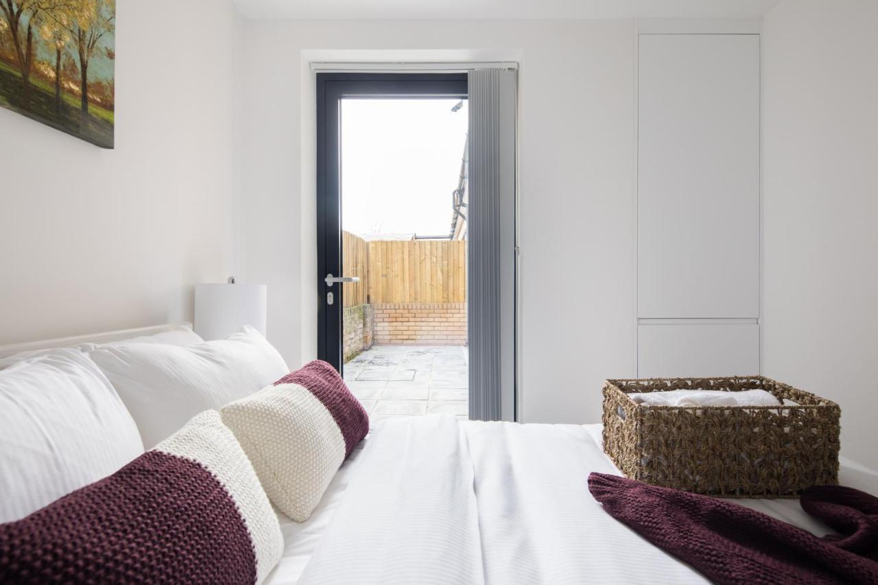 Crystal Aparthotel *