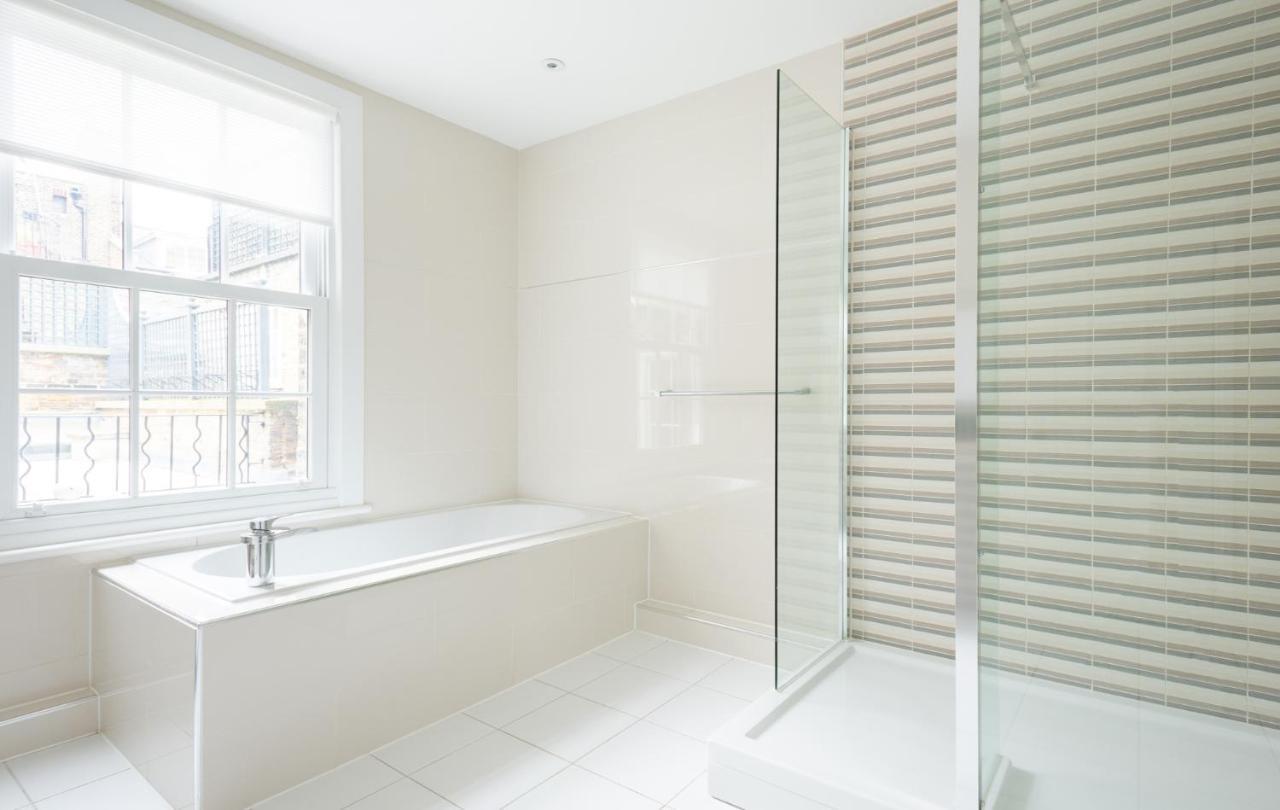The Luxe Kensington House By H House Holiday home London