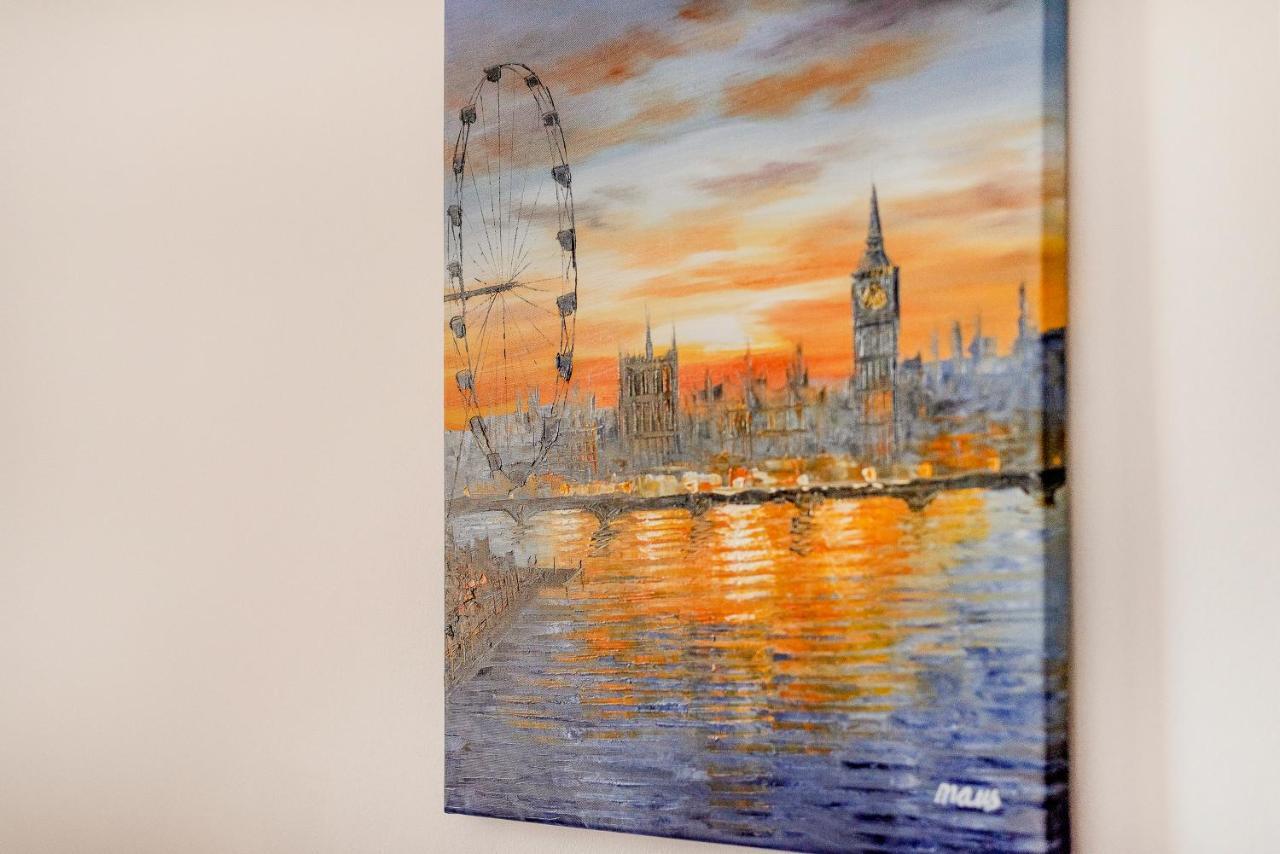 The Queensborough By Hyde Park Apartment