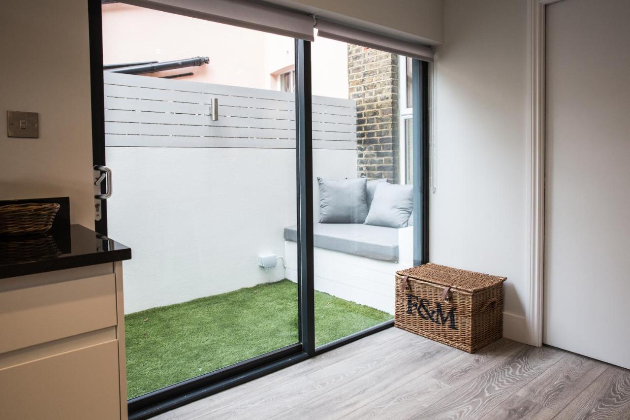 Magnificent House For 6 In Fulham With Back Garden * London