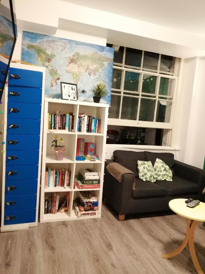 Hostel Gallery Hyde Park *