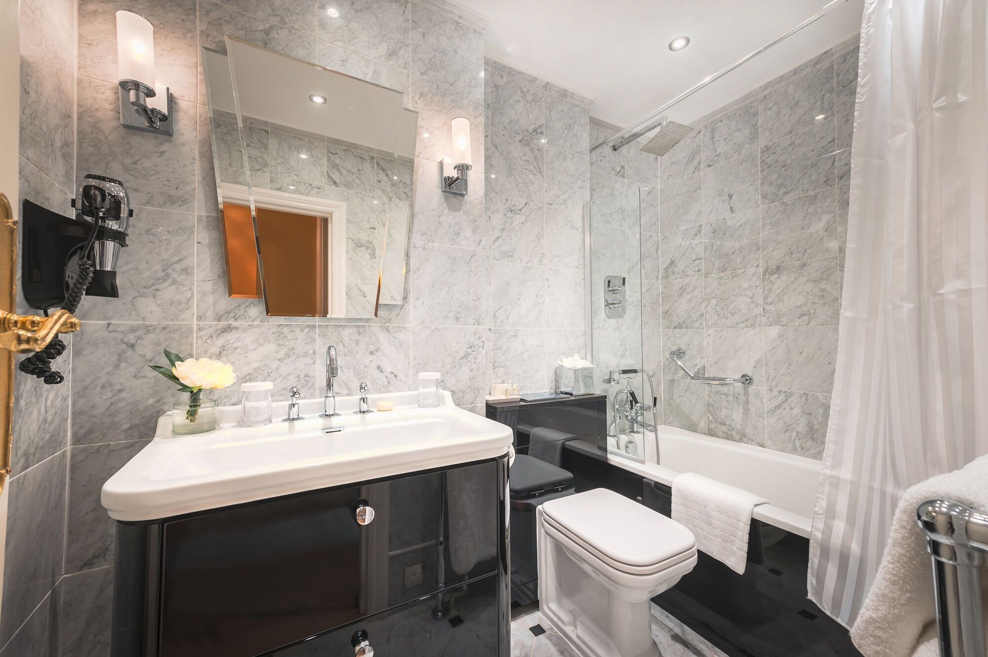 10 Curzon Street By Mansley Apartment London