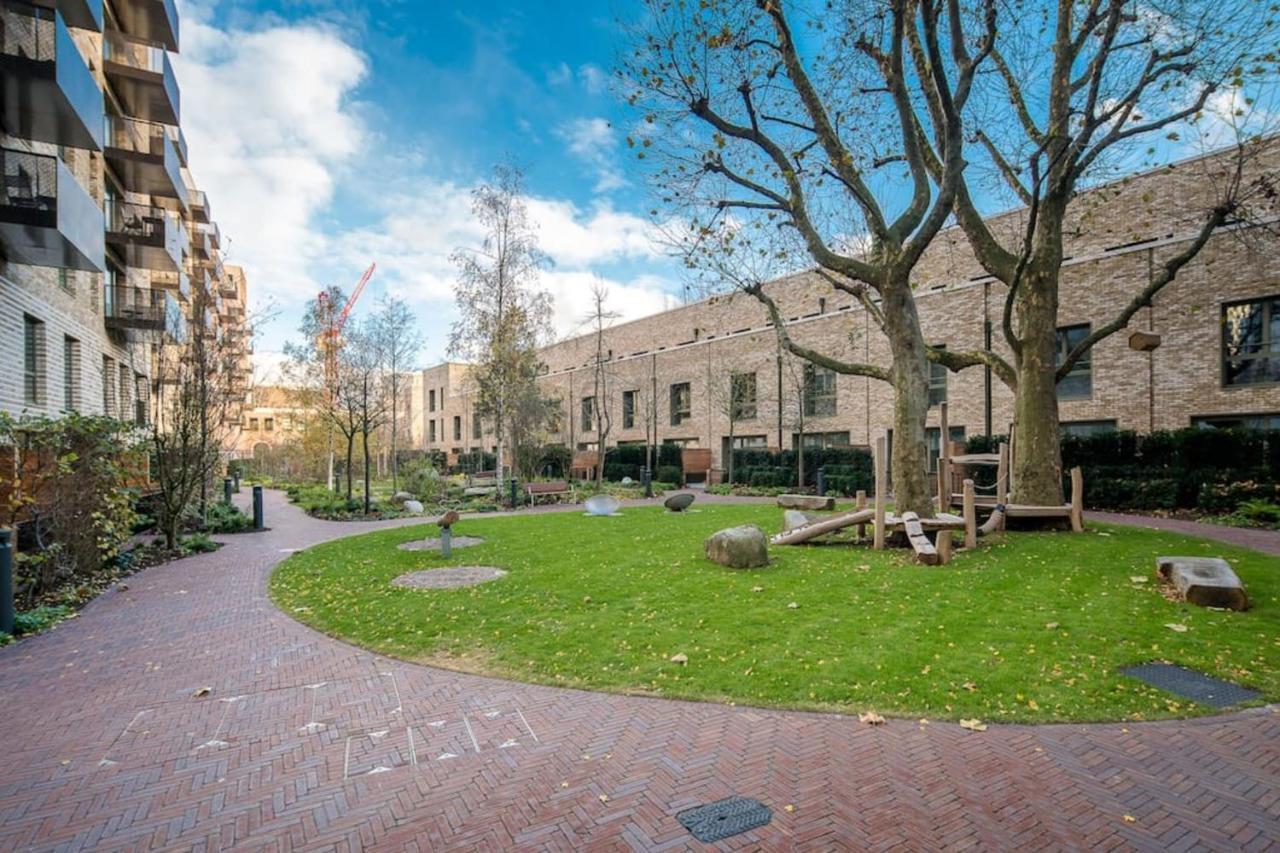 Modern 2 Bed Sleeps 6 W Gym & Balcony In Southwark
