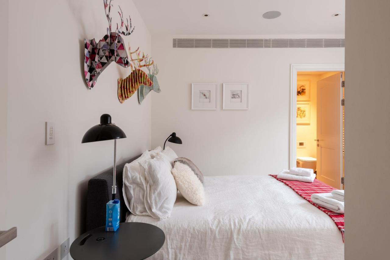Apartment Rock Paper Scissors London