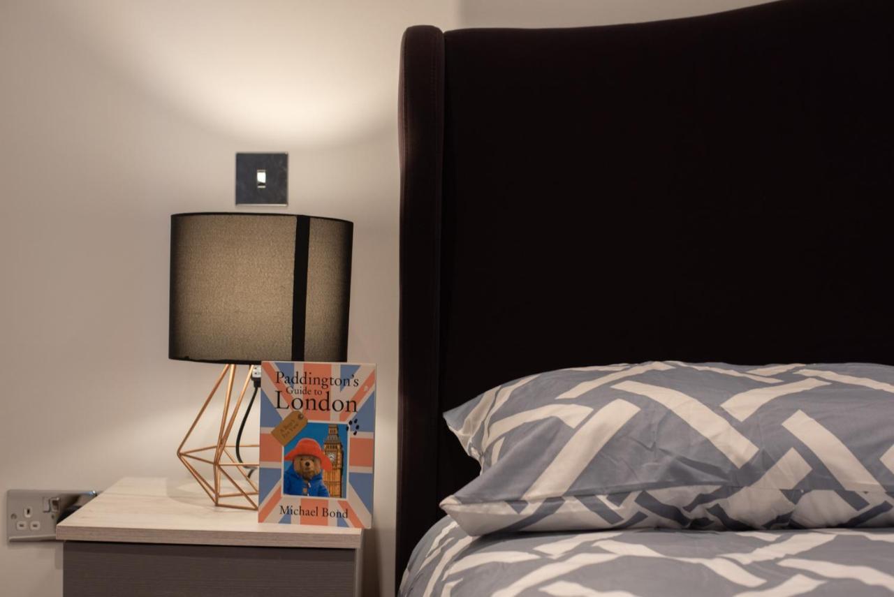 Parkside Apartment *