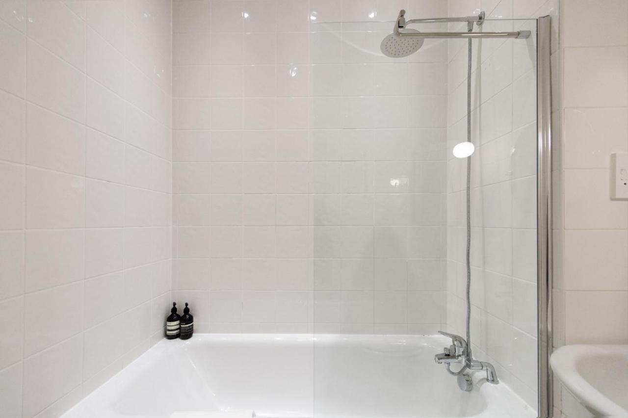 The Charterhouse, Farringdon, By The Design Traveller Apartment *