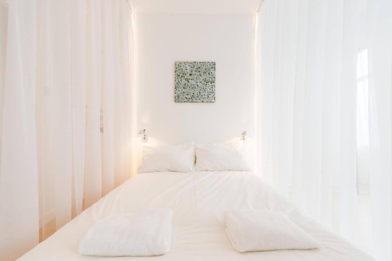The Charterhouse, Farringdon, By The Design Traveller London