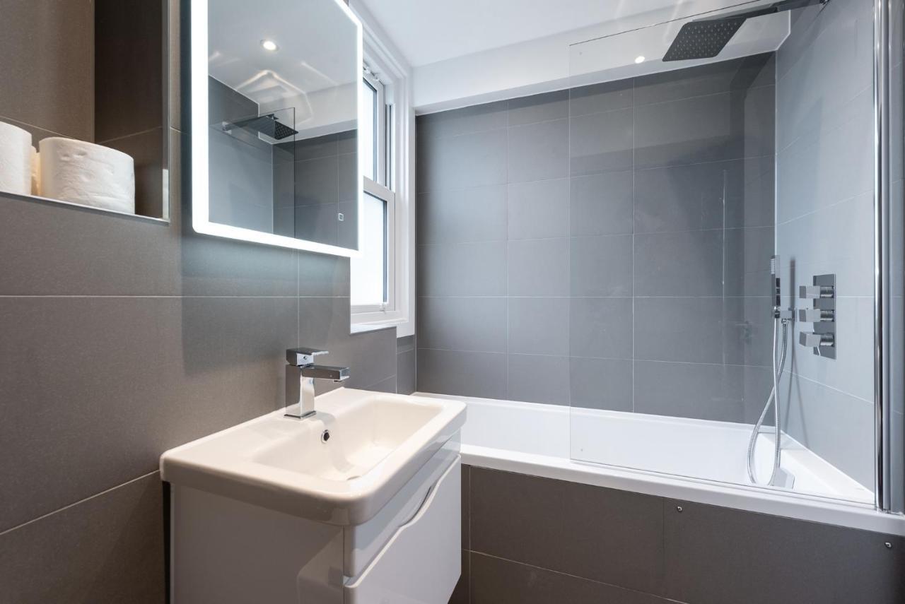 Apartment Parkside London