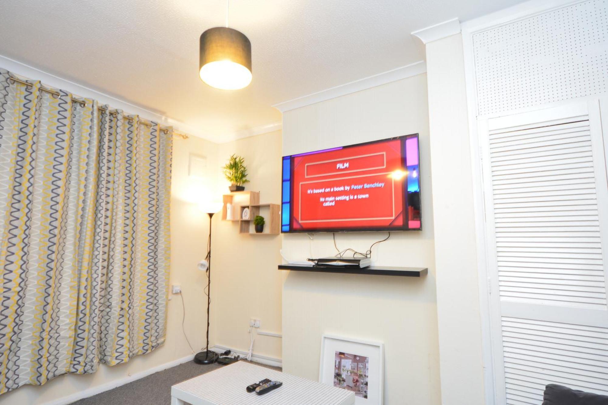 Beautiful Two Bedroom Near O2 Arena Apartamento *