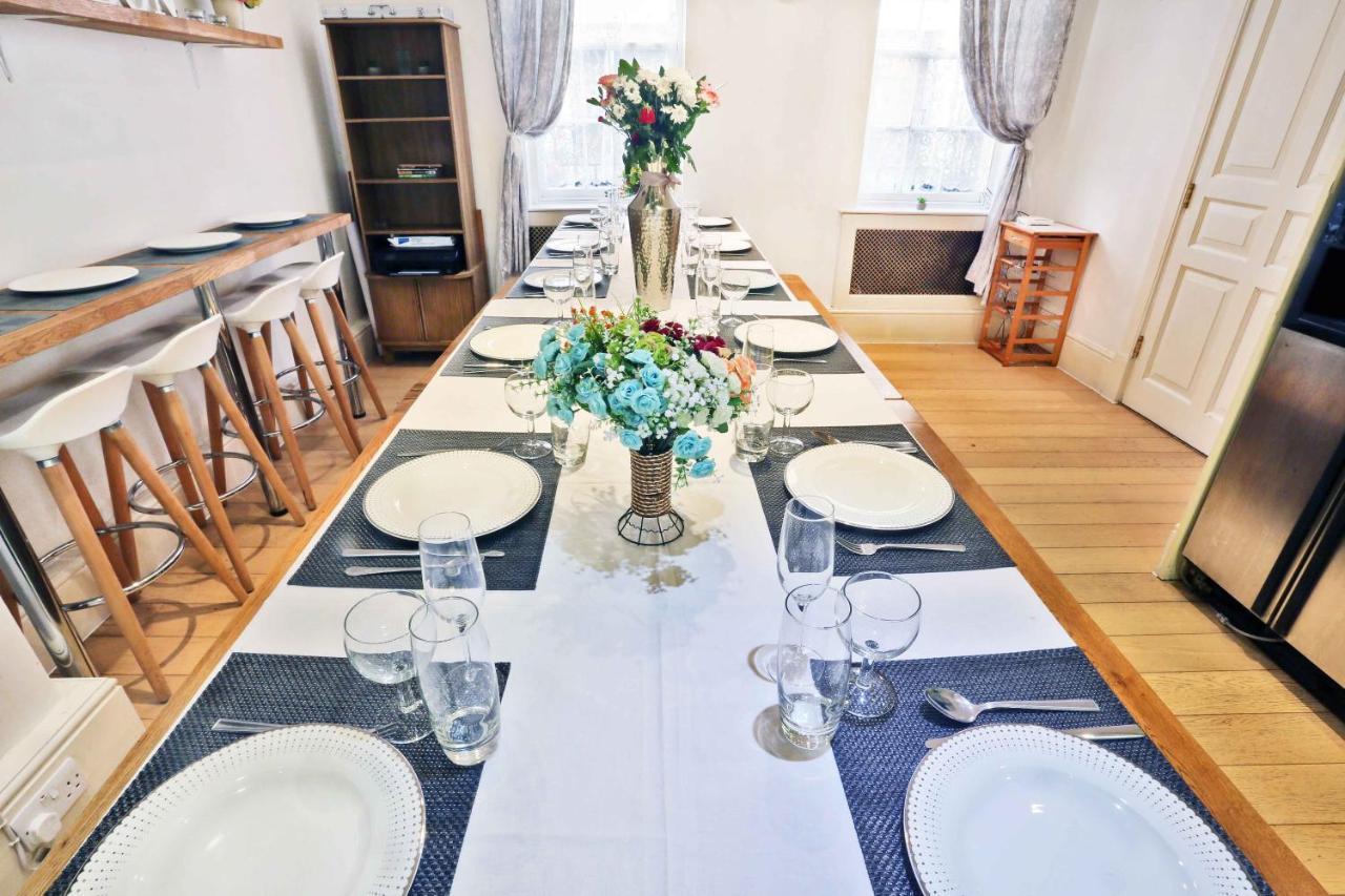 Piccadilly Circus Suites Apartment *