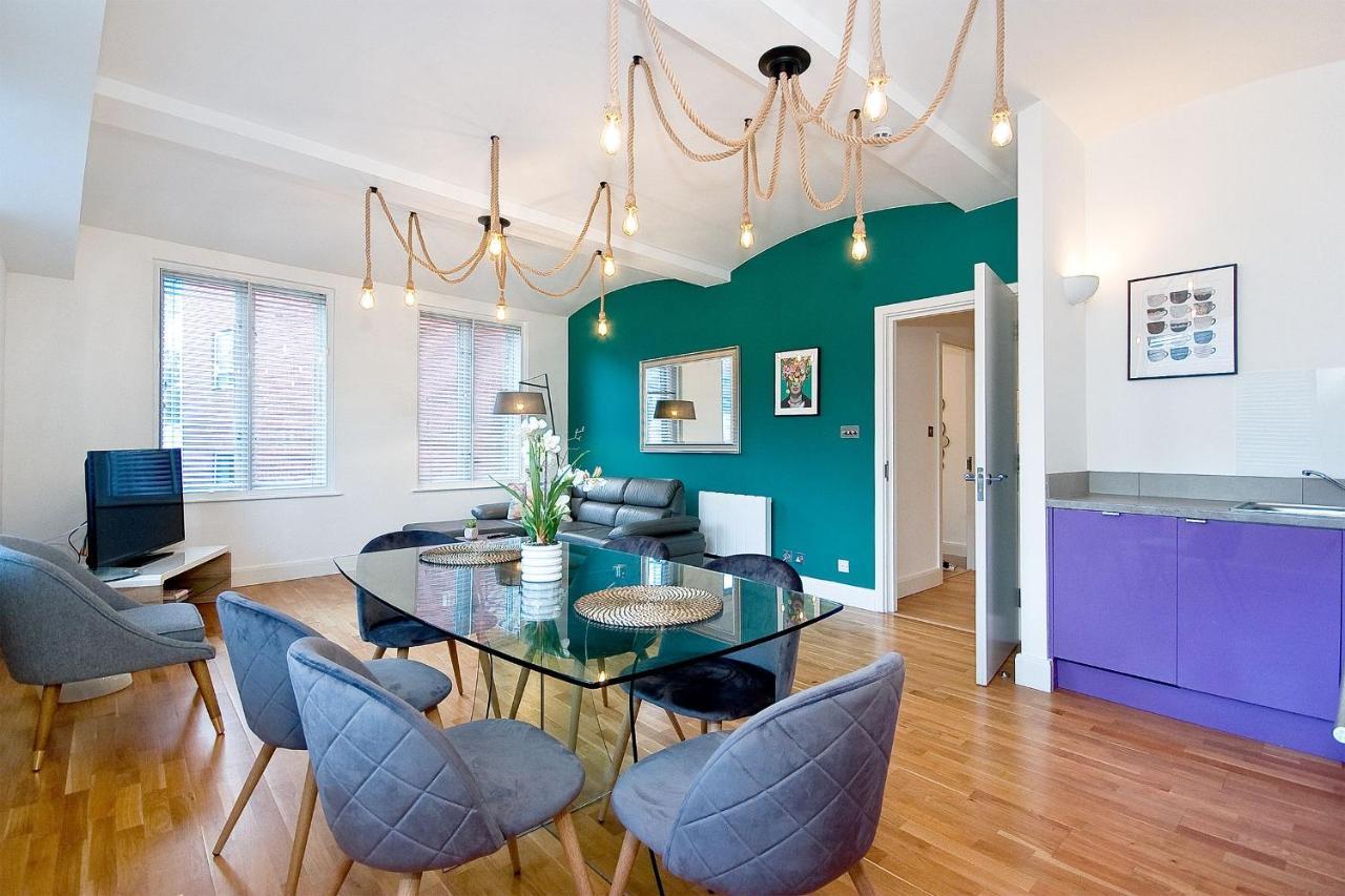 Mulberry Flat 4 - Two Bedroom 2nd Floor By Living Ferienhaus *