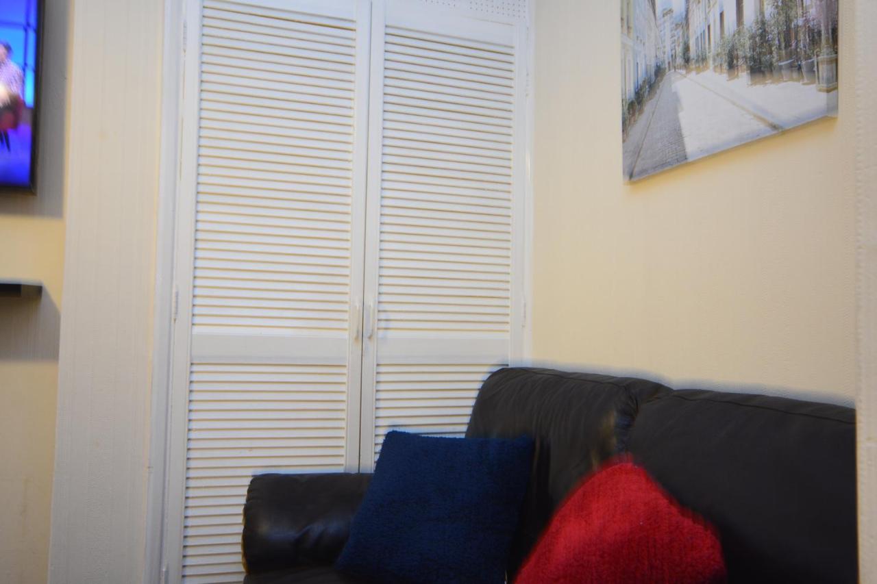 Apartamento Beautiful Two Bedroom Near O2 Arena
