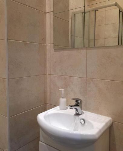 Central London Budget Hotel Apartment