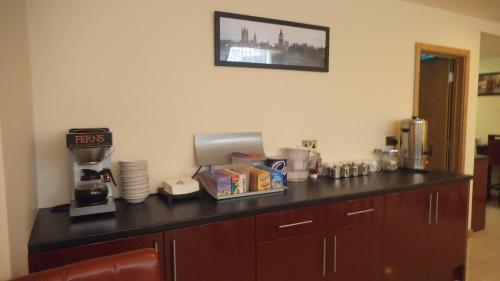 Regency Parkside 4* London