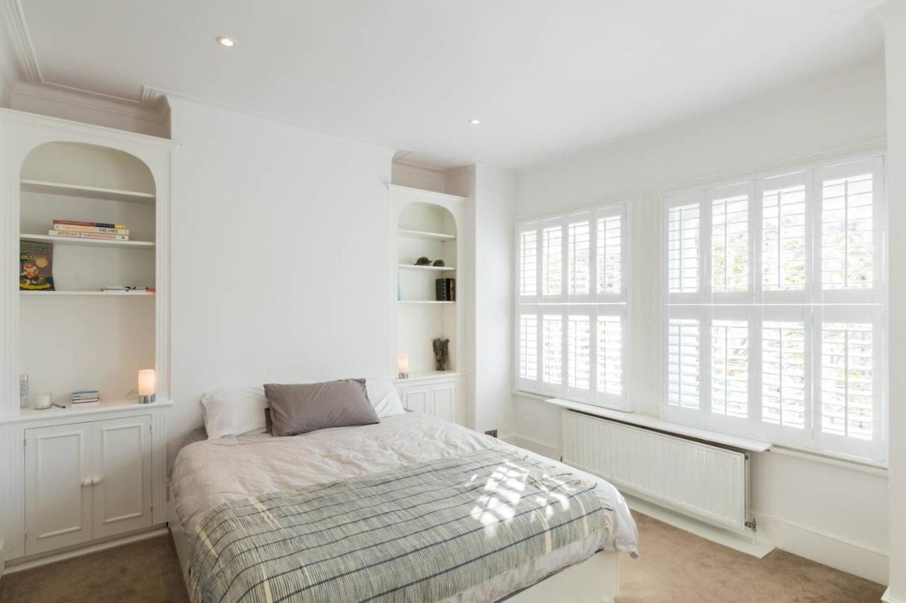 Fabulous 4-bed House In Fulham With Garden! Holiday home London