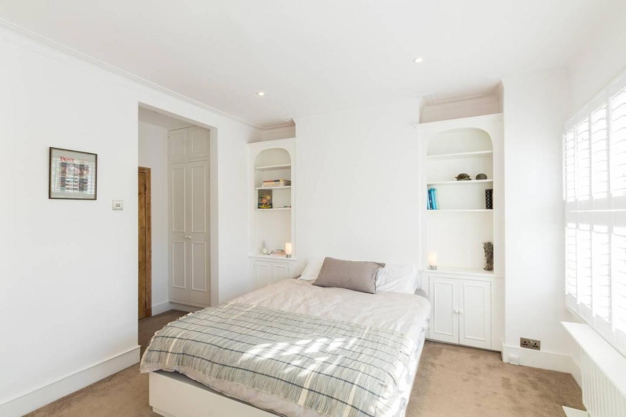 Fabulous 4-bed House In Fulham With Garden! Holiday home