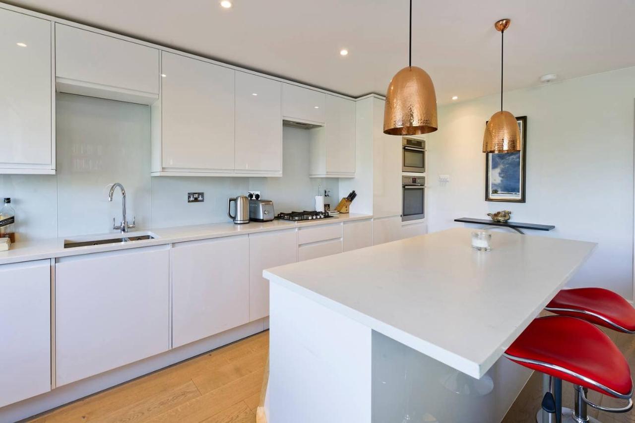 Bright 2-bed In Fashionable Chelsea Apartamento Londres