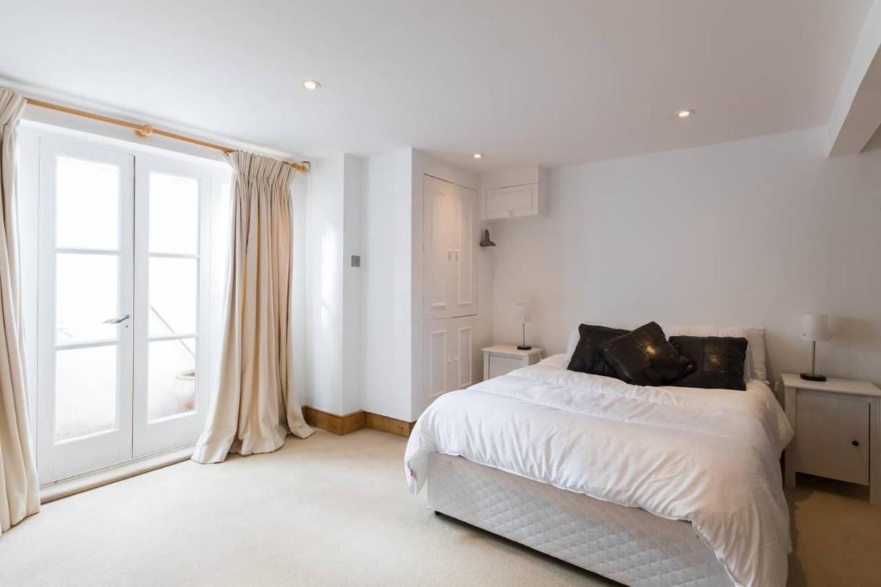 Holiday home Fabulous 4-bed House In Fulham With Garden! *