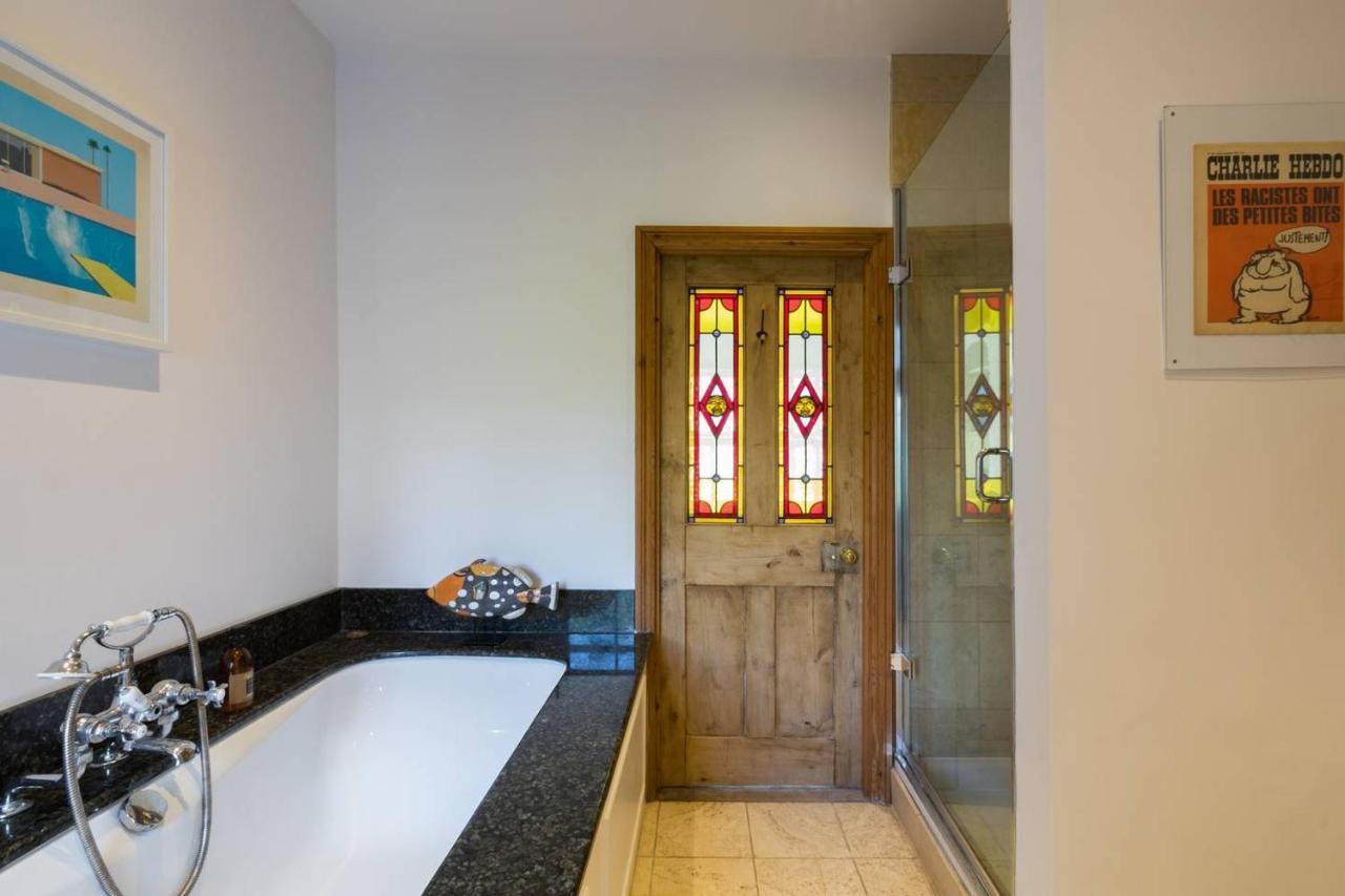 Fabulous 4-bed House In Fulham With Garden! Holiday home