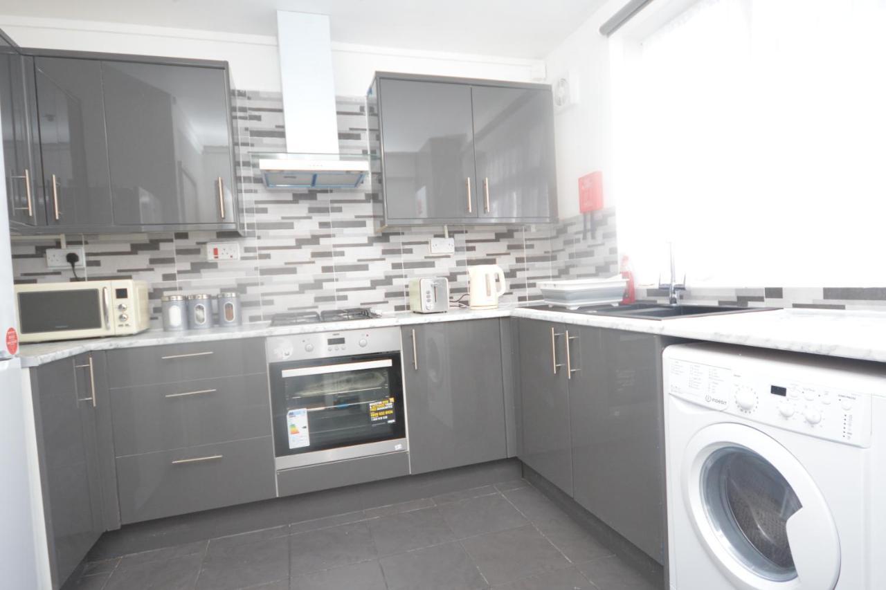 Beautiful Two Bedroom Flat In Brixton Apartment London