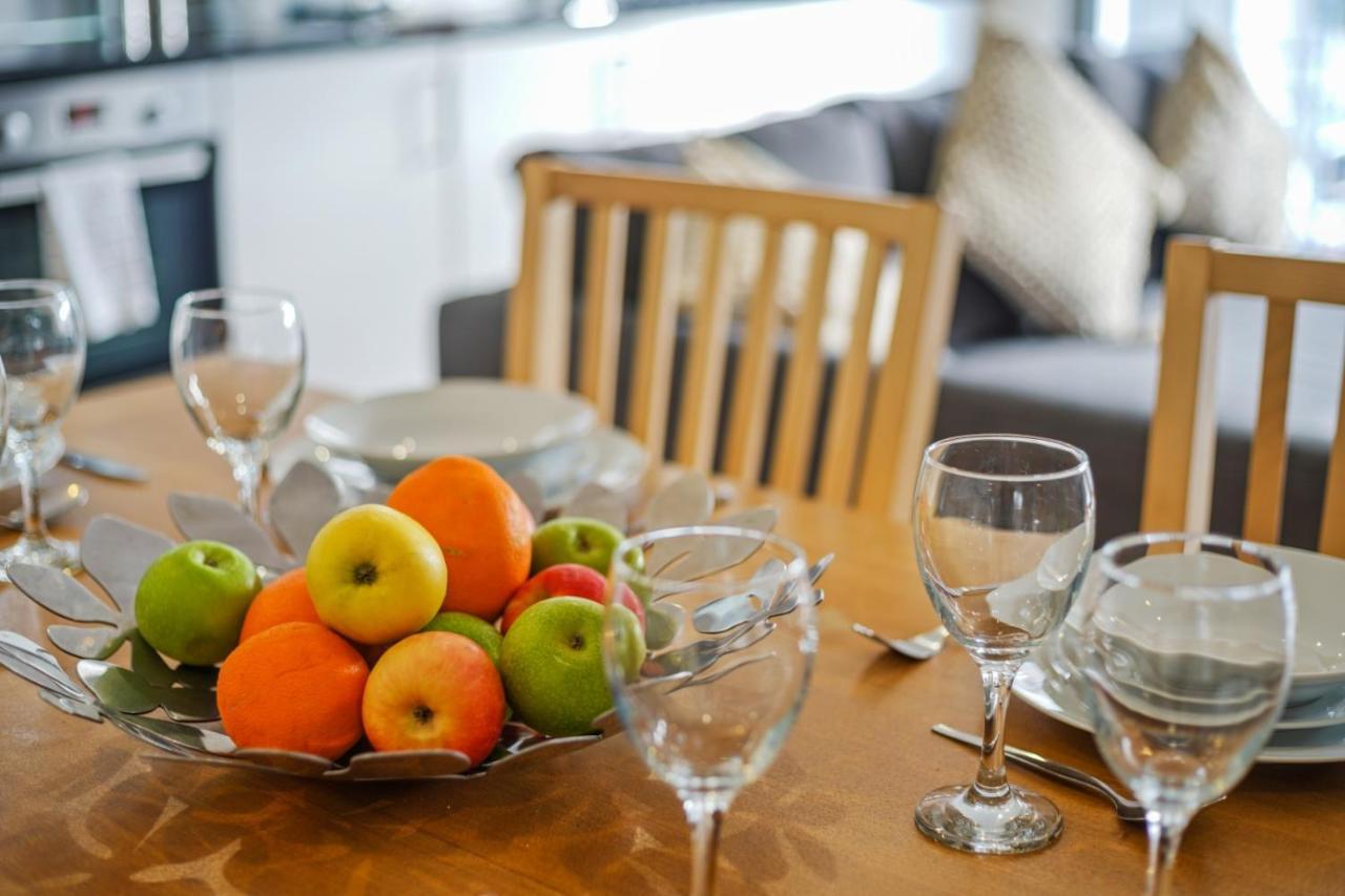 Modern In Bayswater Free Wifi & Aircon By Aparts Apartment *