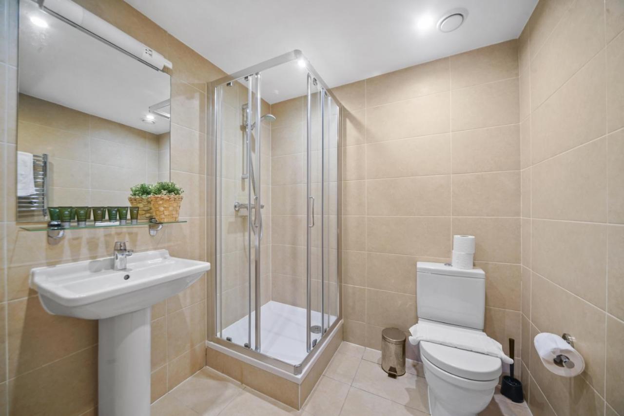 Apartment Modern In Bayswater Free Wifi & Aircon By Aparts