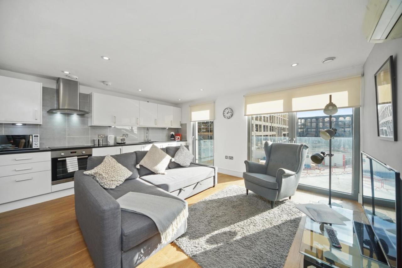 Apartment Modern In Bayswater Free Wifi & Aircon By Aparts *