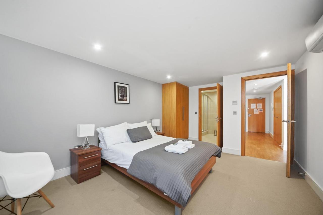 Modern In Bayswater Free Wifi & Aircon By Aparts Apartment London