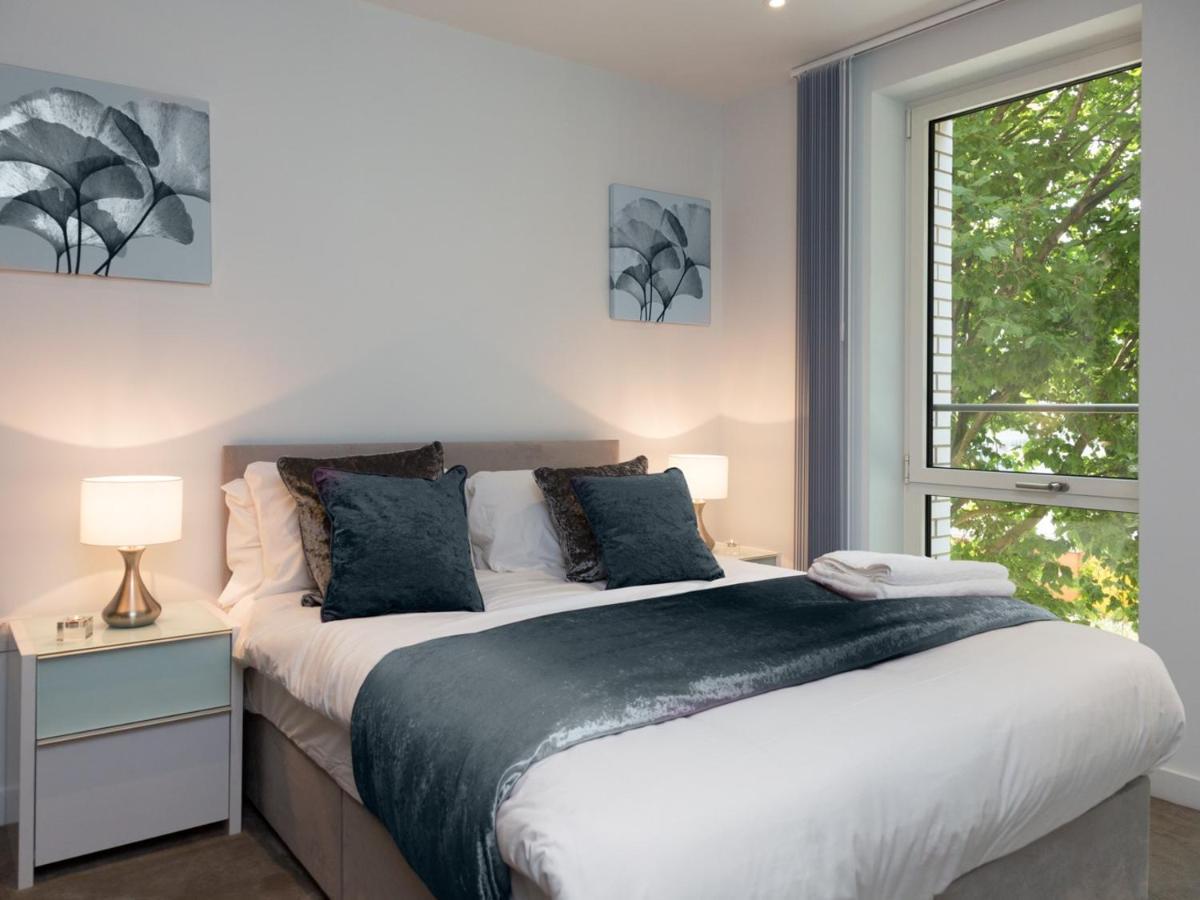 Apartment Deluxe *