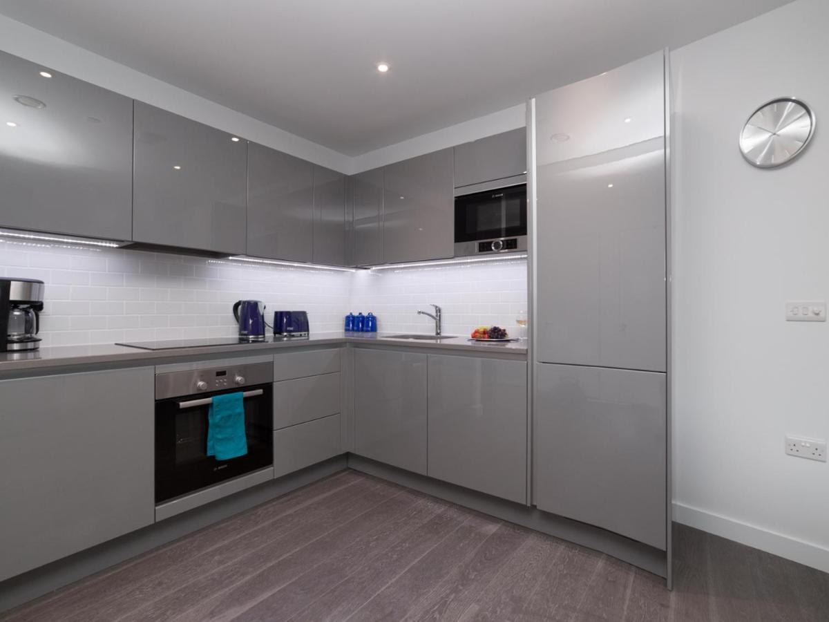 Deluxe Apartment *