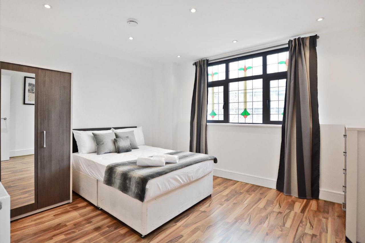 Luxury * London