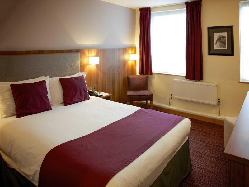 Quality Hampstead Hotel 3*