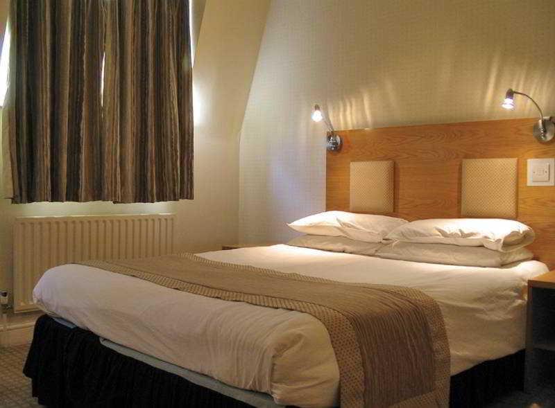 Kensington International 4*