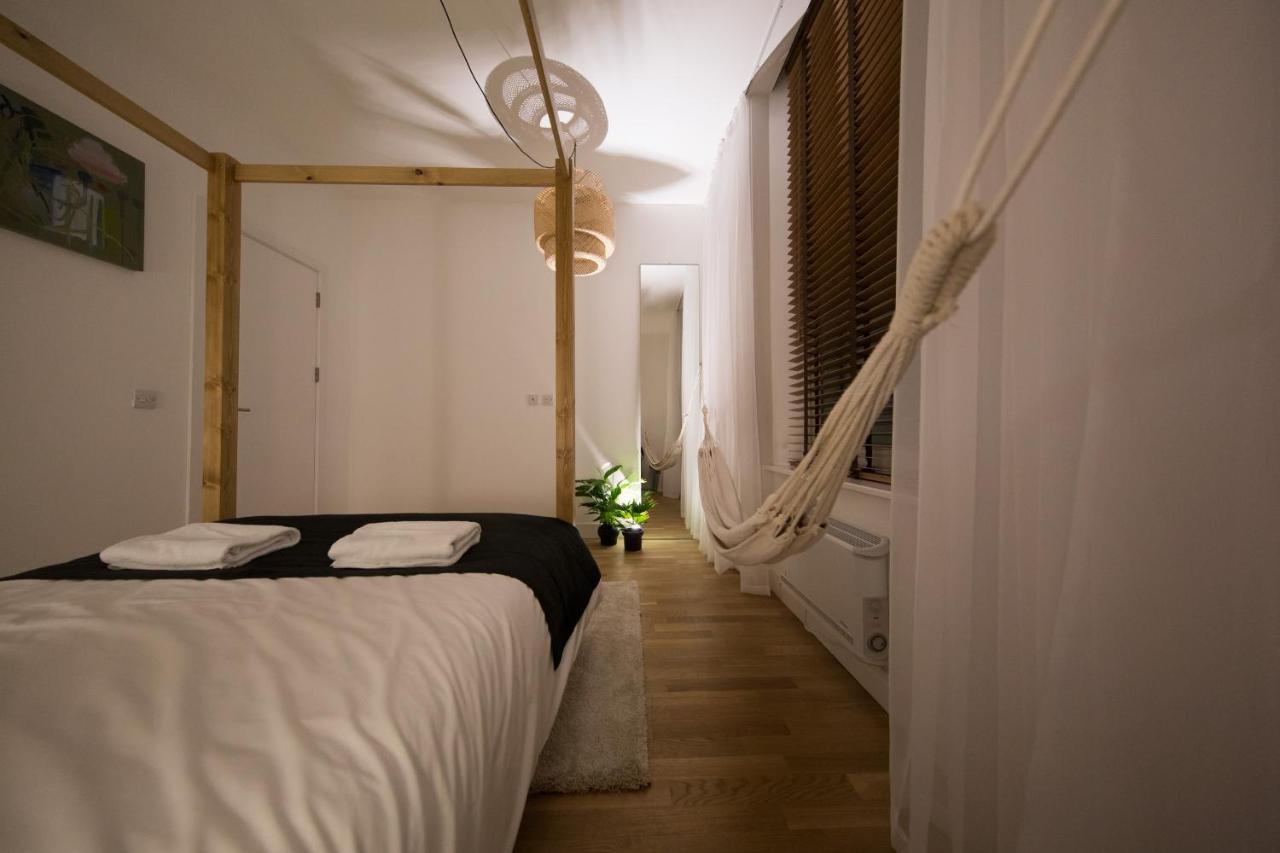 The Hammock Lodge, Holborn, By The Design Traveller Apartment London