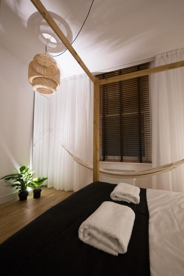 The Hammock Lodge, Holborn, By The Design Traveller
