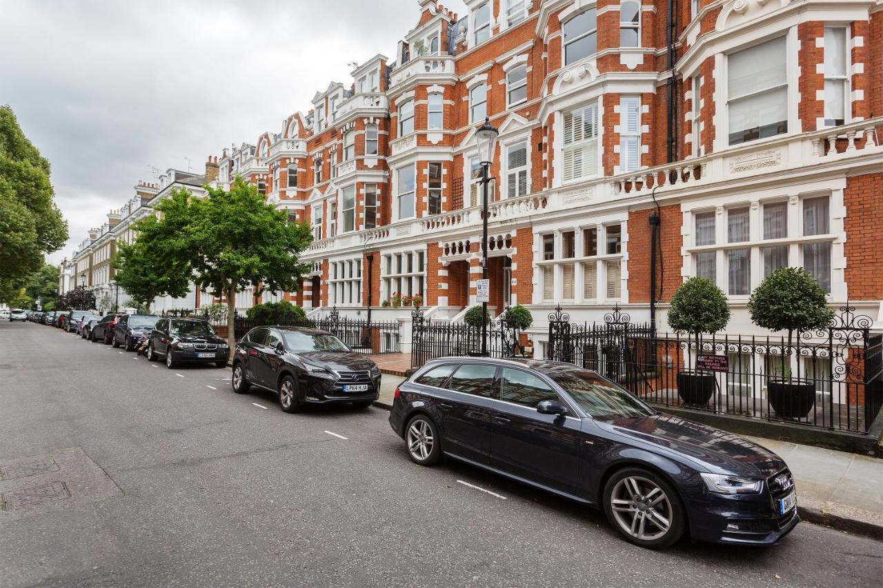Veeve - South Kensington Garden Apartment *