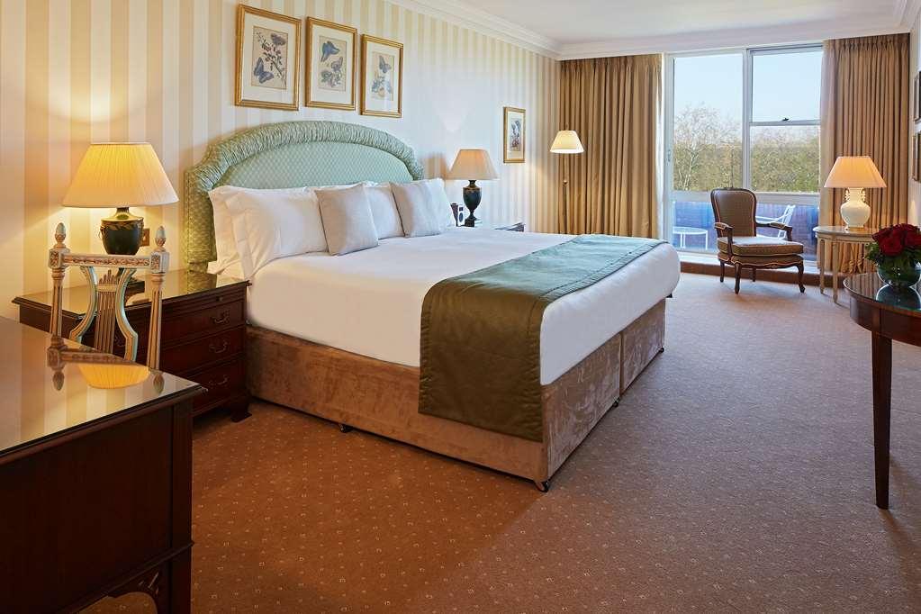 Cheval Three Quays At The Tower Of 5* London